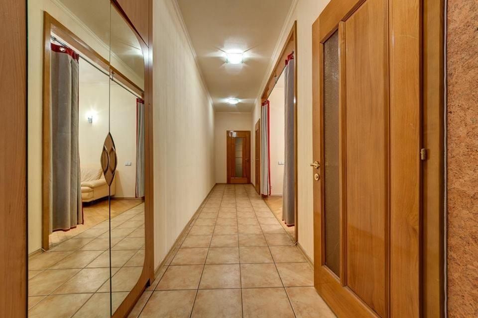 Apartments On Shota Rustaveli Kiev Eksteriør bilde