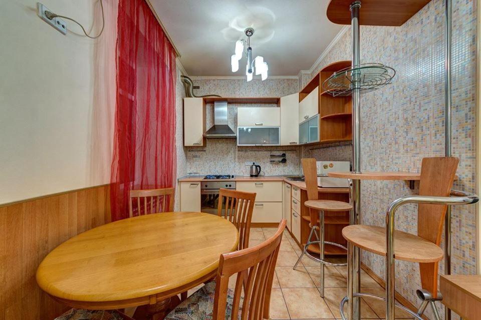 Apartments On Shota Rustaveli Kiev Eksteriør bilde